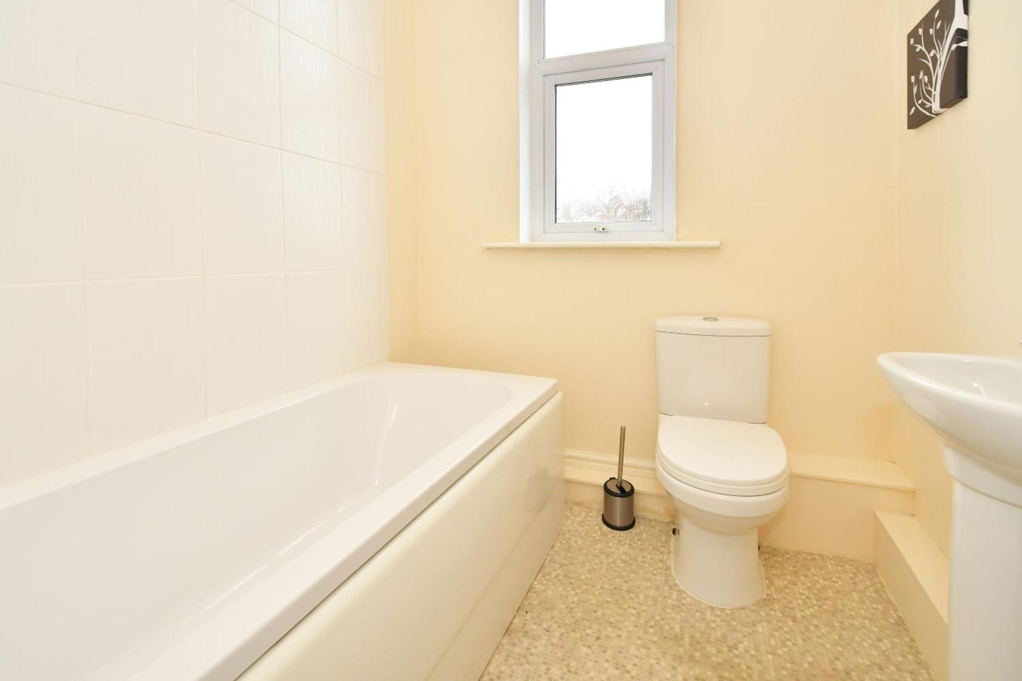 Townhouse @ 178 Ruskin Road Крю Екстериор снимка